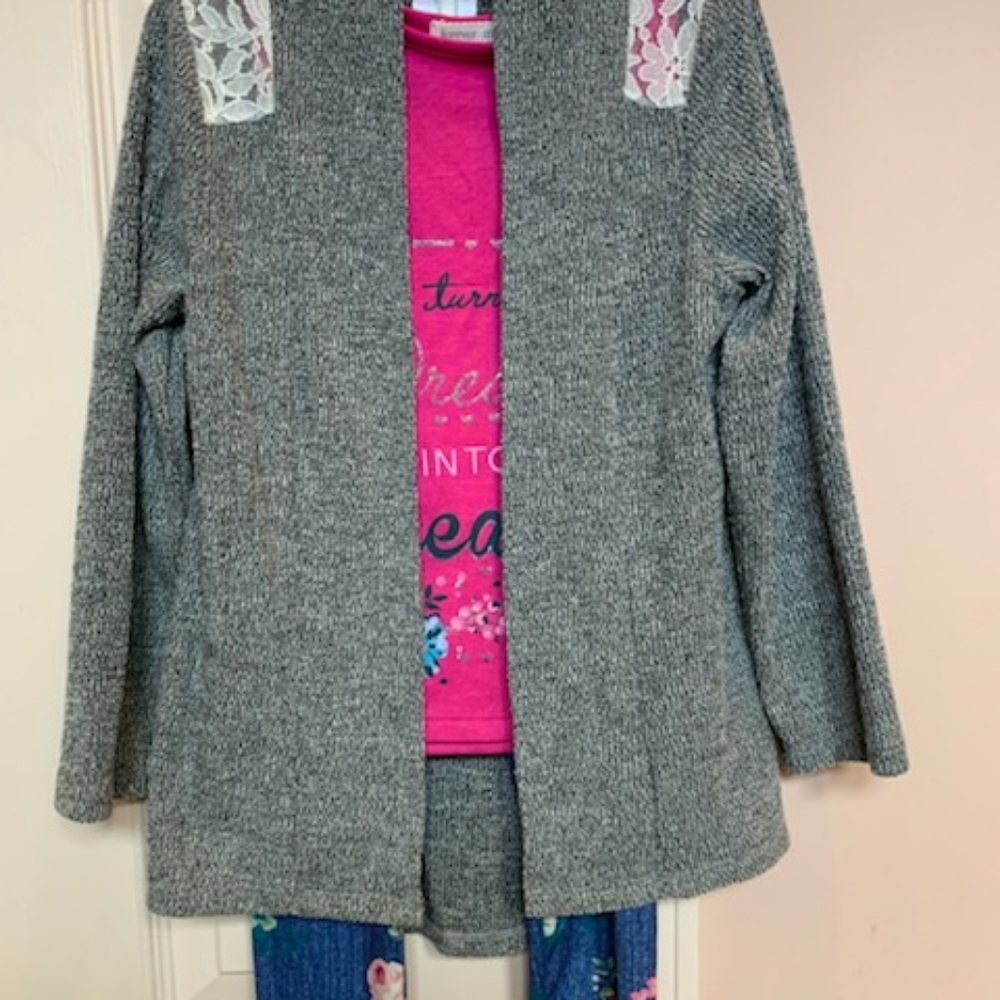 Sz4 3 piece outfit